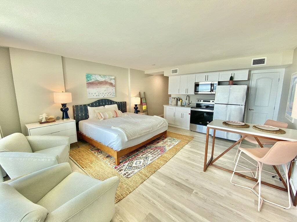 Foto 11 von 13: Sandcastle Condominium Unit 432