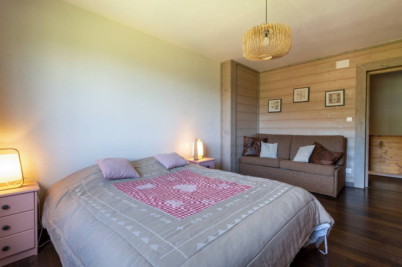 Foto 4 von 15: Ferienwohnung für 8 Personen mit Garten