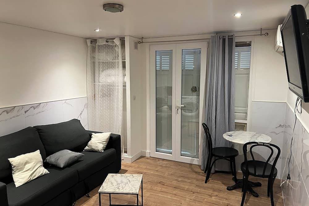 Charming studio in Nice,France 1