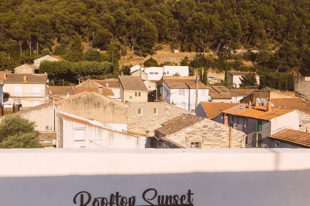 Foto 9 von 20: La Suite Suspendue – rooftop privé, cinéma & vue château