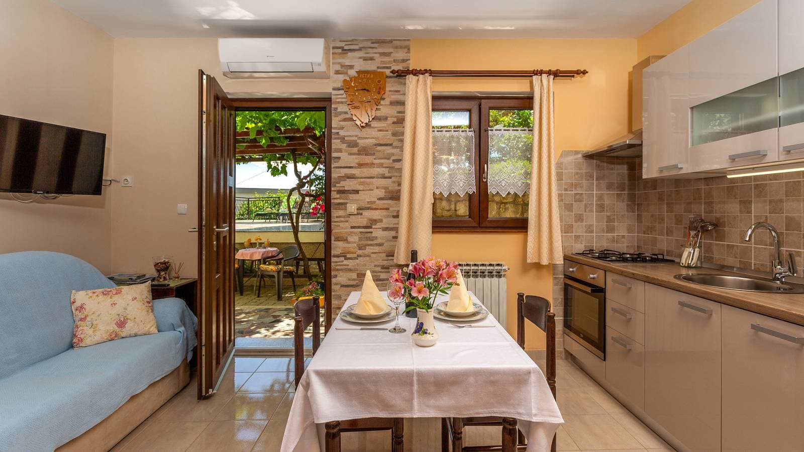 Foto 4 von 17: Apartment Milena 3 Opatija by Villas Guide