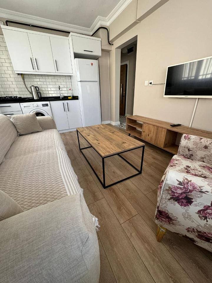 Foto 8 von 56: Two-Bedroom Apartment