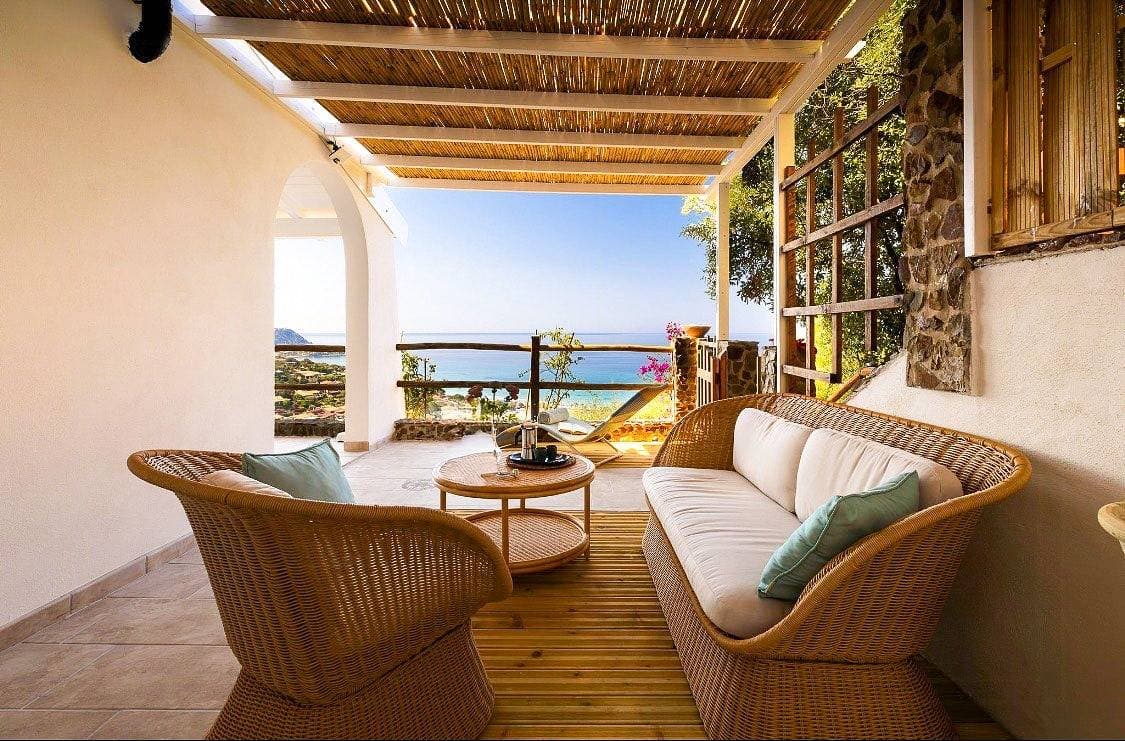 Bijou mit Meerblick an Sardiniens Südküste 1