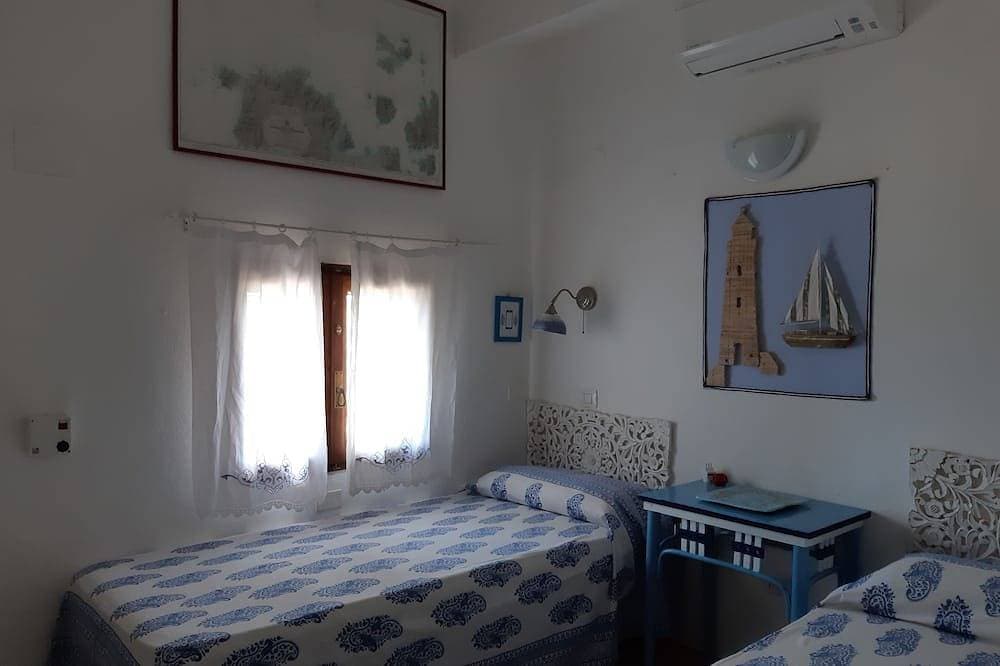 Foto 6 von 30: Ferienwohnung - La MaddalenaWohnung in einer Wohnanlage