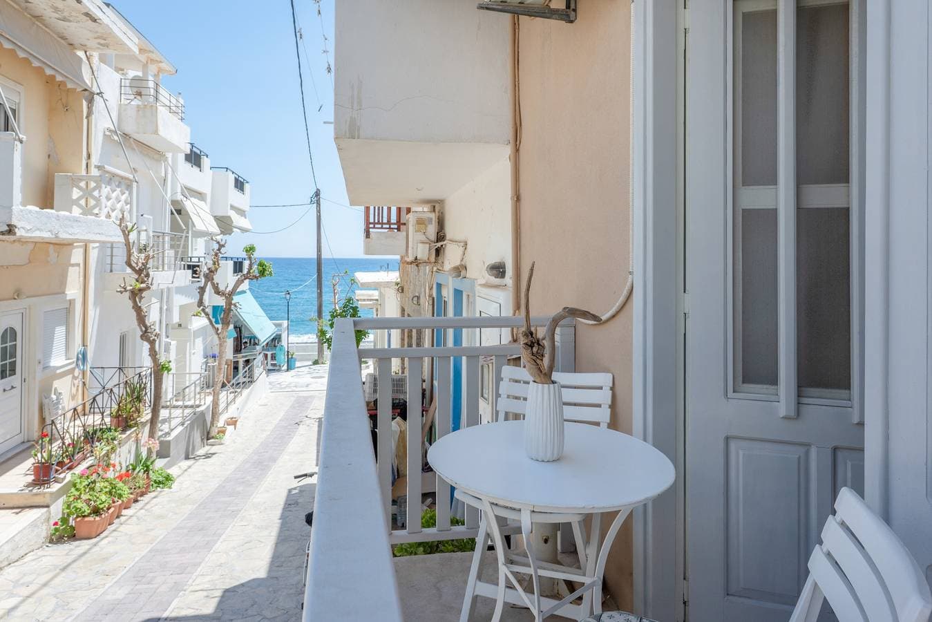 Foto 2 von 28: Apartment 'Kallithea Beach' mit Meerblick, WLAN und Klimaanlage