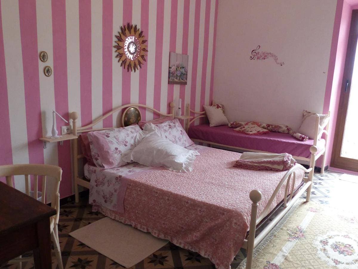 Foto 3 von 12: Triple Room