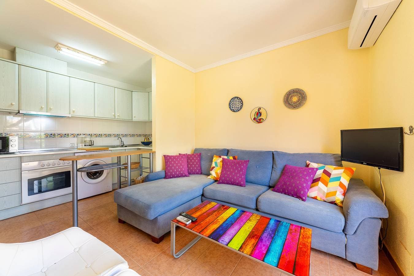 Foto 3 von 29: Ferienwohnung 'Naturista Vera Playa' mit Gemeinschaftspool, Klimaanlage und Wi-Fi