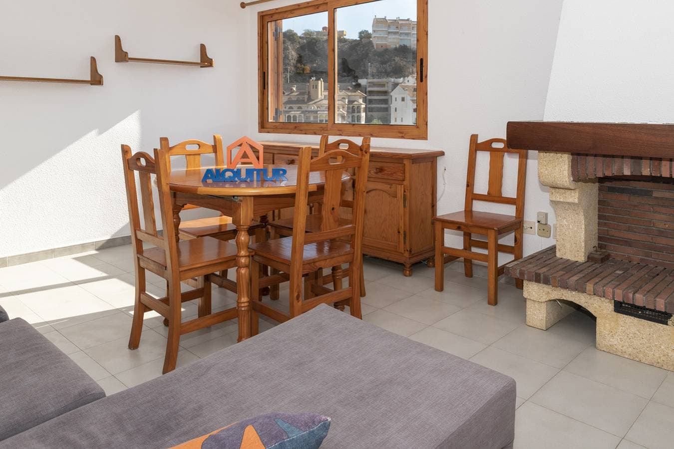 Foto 8 von 34: Ferienwohnung für 6 Personen mit Pool
