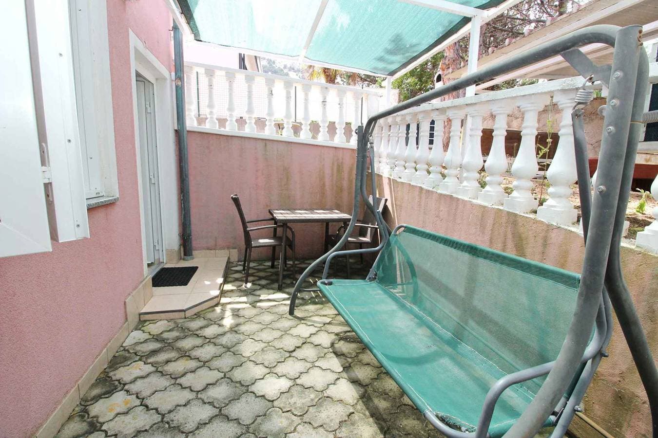 Foto 3 von 21: Ferienwohnung mit Terrasse