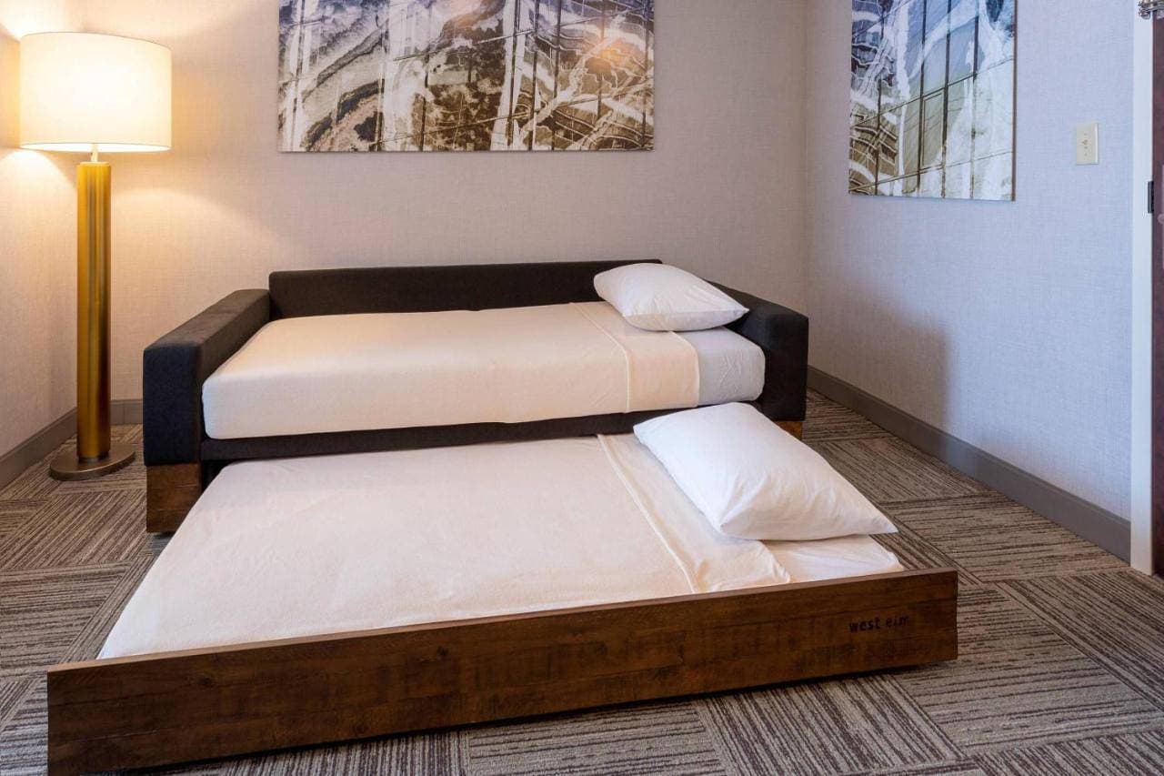 Foto 10 von 12: Suite, 1 King, Trundle bed