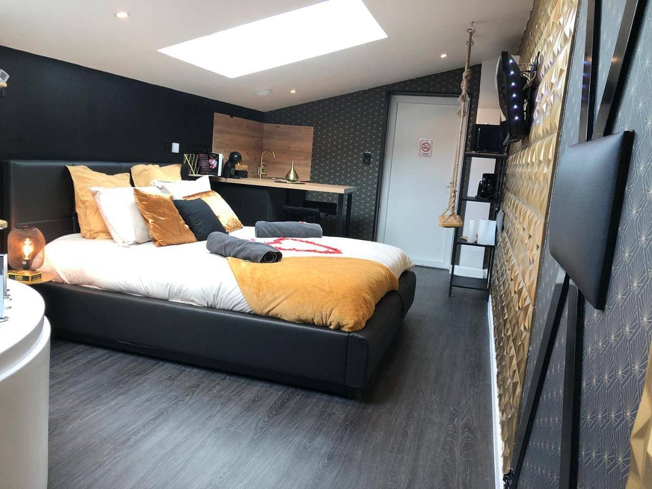 Foto 6 von 12: Deluxe Suite with Spa Bath