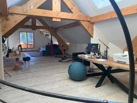 Foto 7 von 35: Five-Bedroom House
