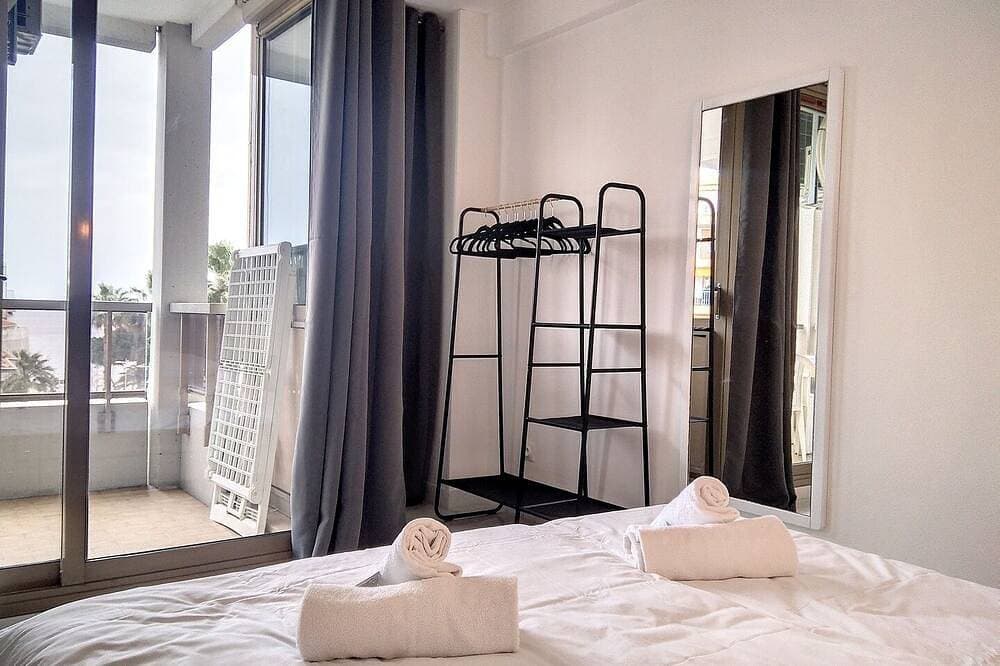 Foto 4 von 19: Apartment-422-Ensuite mit Bad-Meerblick