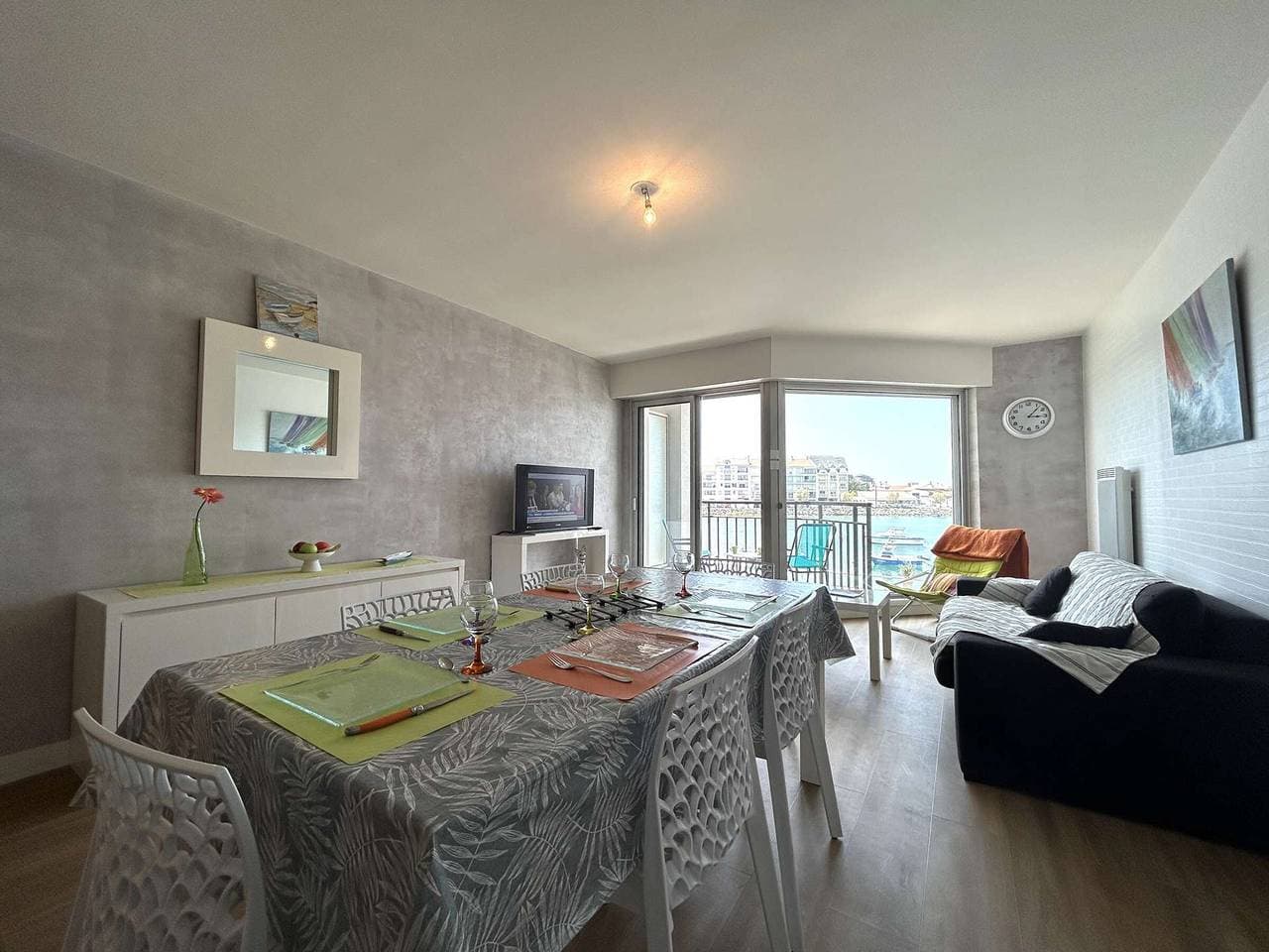 Foto 9 von 27: Geräumige Stadtwohnung, 5 Schlafplätze, strandnah