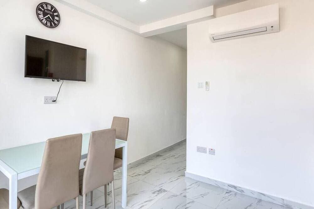 Foto 8 von 30: Beautiful, spacious Apt with BBQ & private terrace