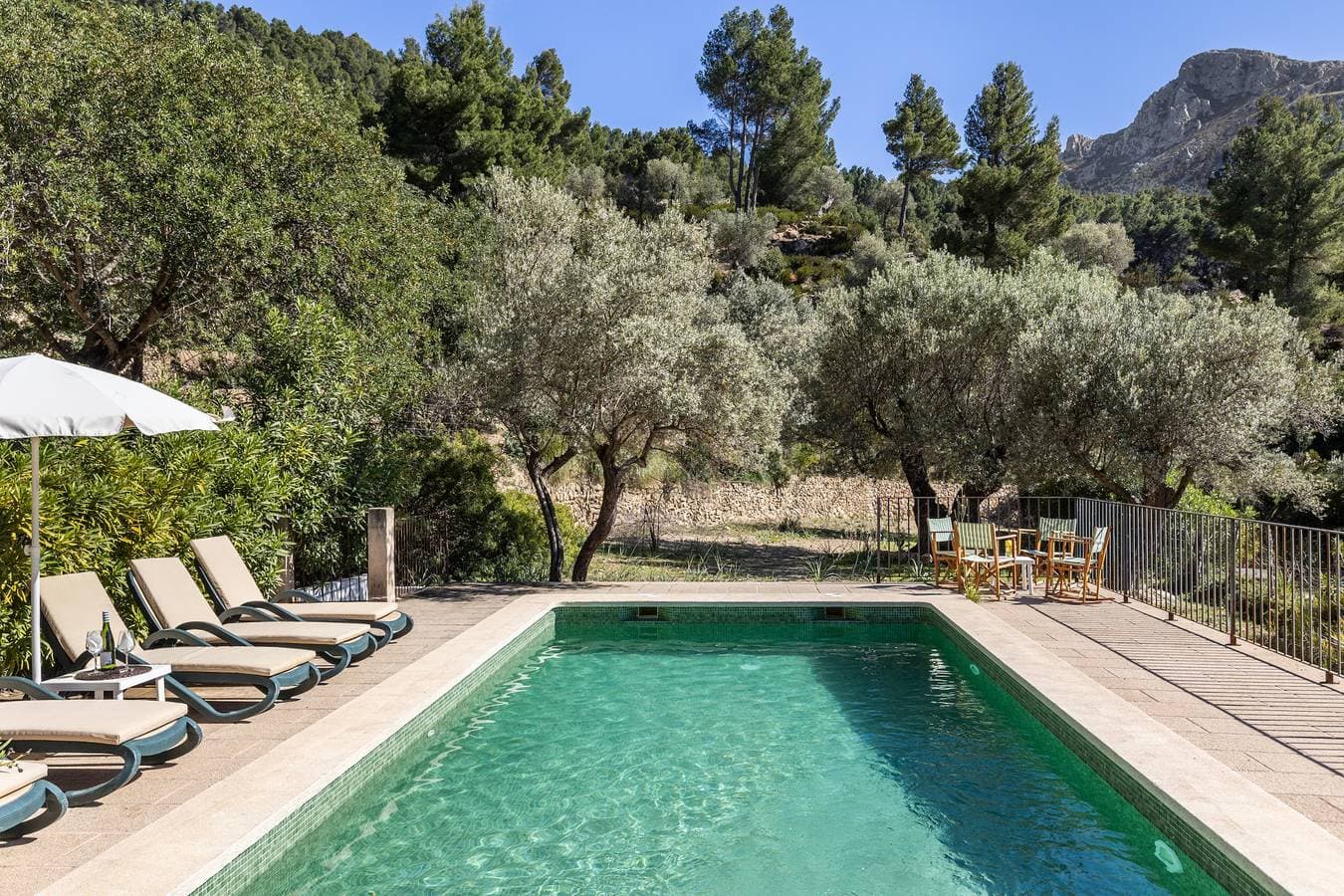 Foto 3 von 48: Son Llarg - 100% Eco-Villa in Estellencs