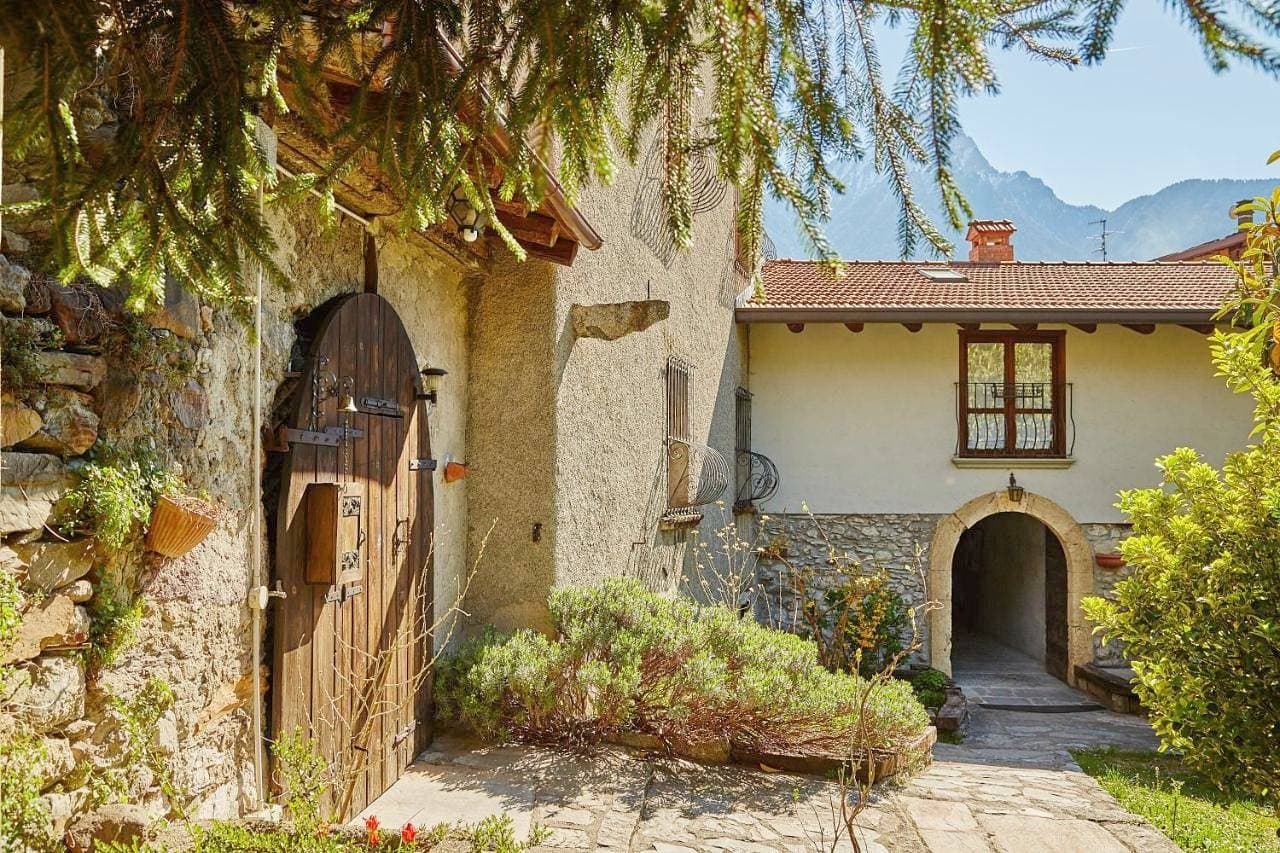Casa Visnenza Bed & Breakfast 1