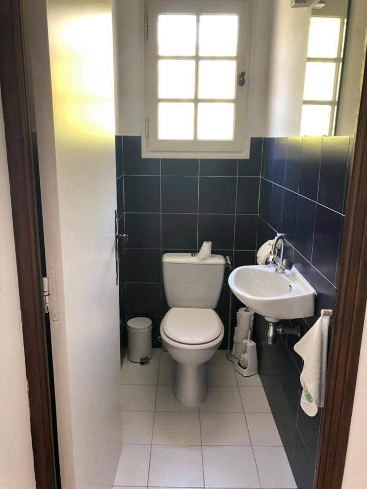 Foto 10 von 33: Three-Bedroom House