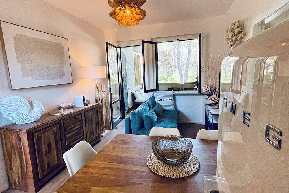 Foto 10 von 30: Apartment Nestled in pine forest, Beach within walking or biking distance