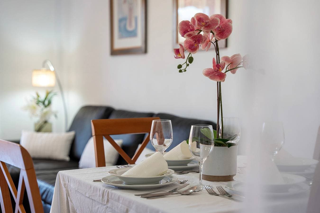 Foto 7 von 33: Ferienwohnung 'Apartamento Los Geranios' mit Gemeinschaftspool, privater Terrasse und WLAN