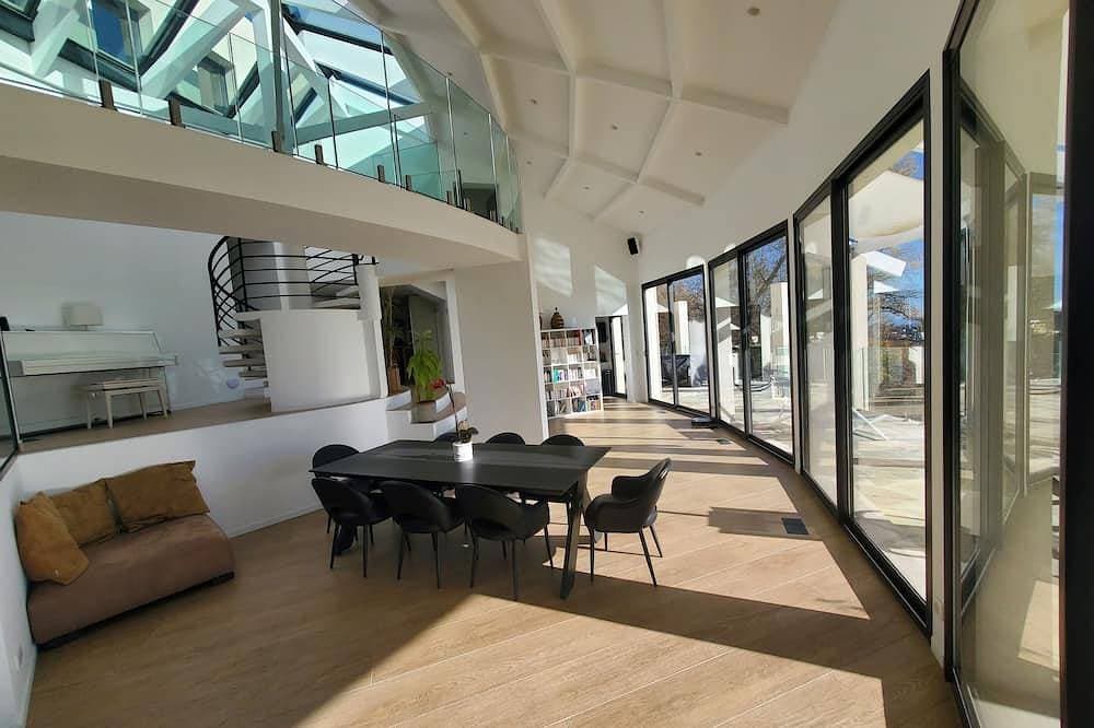 Foto 9 von 30: Villa mit beheiztem Pool, Panoramablick auf das Meer, ruhige Umgebung, 1 Hektar Land