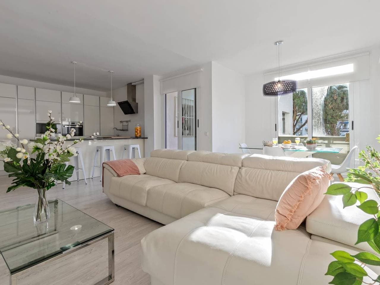 Foto 5 von 42: Ferienwohnung für 5 Personen mit Pool