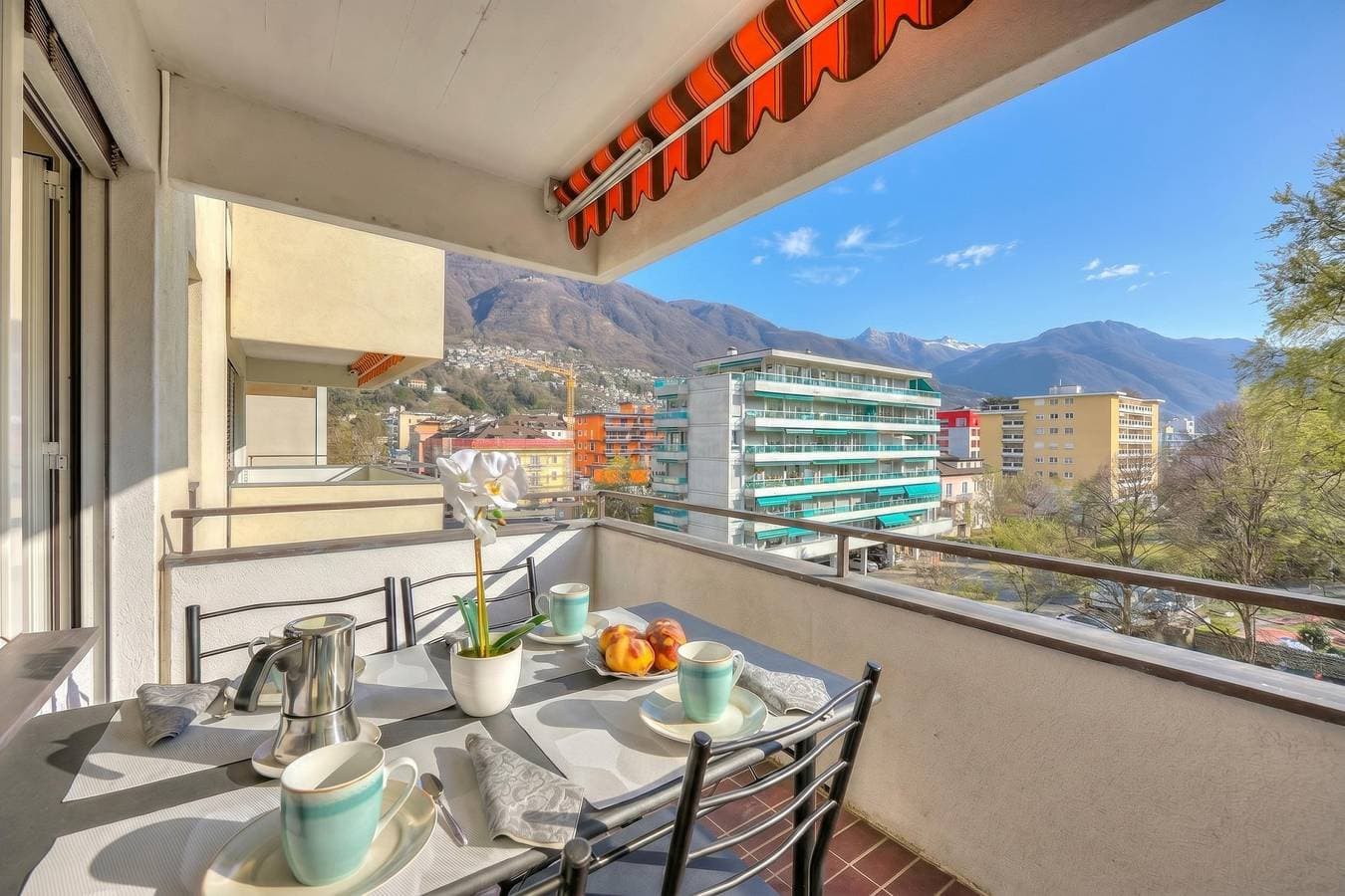 Lido Apartment Locarno with Balcony and Parking 1