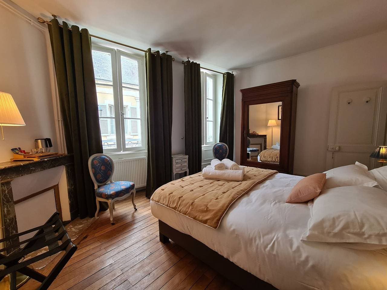 Foto 8 von 21: Gemütliches Zimmer "Pondichéry" in Gästehaus mit Frühstück, Châteauroux