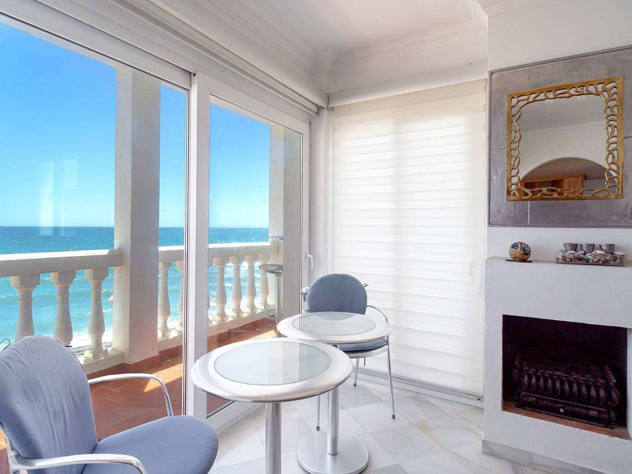 Foto 6 von 36: Wohnung am Strand in Nerja mit Pool und Klimaanlage