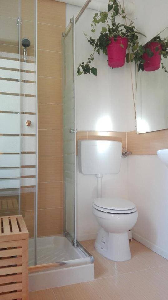 Foto 12 von 14: Double Room with Private Bathroom