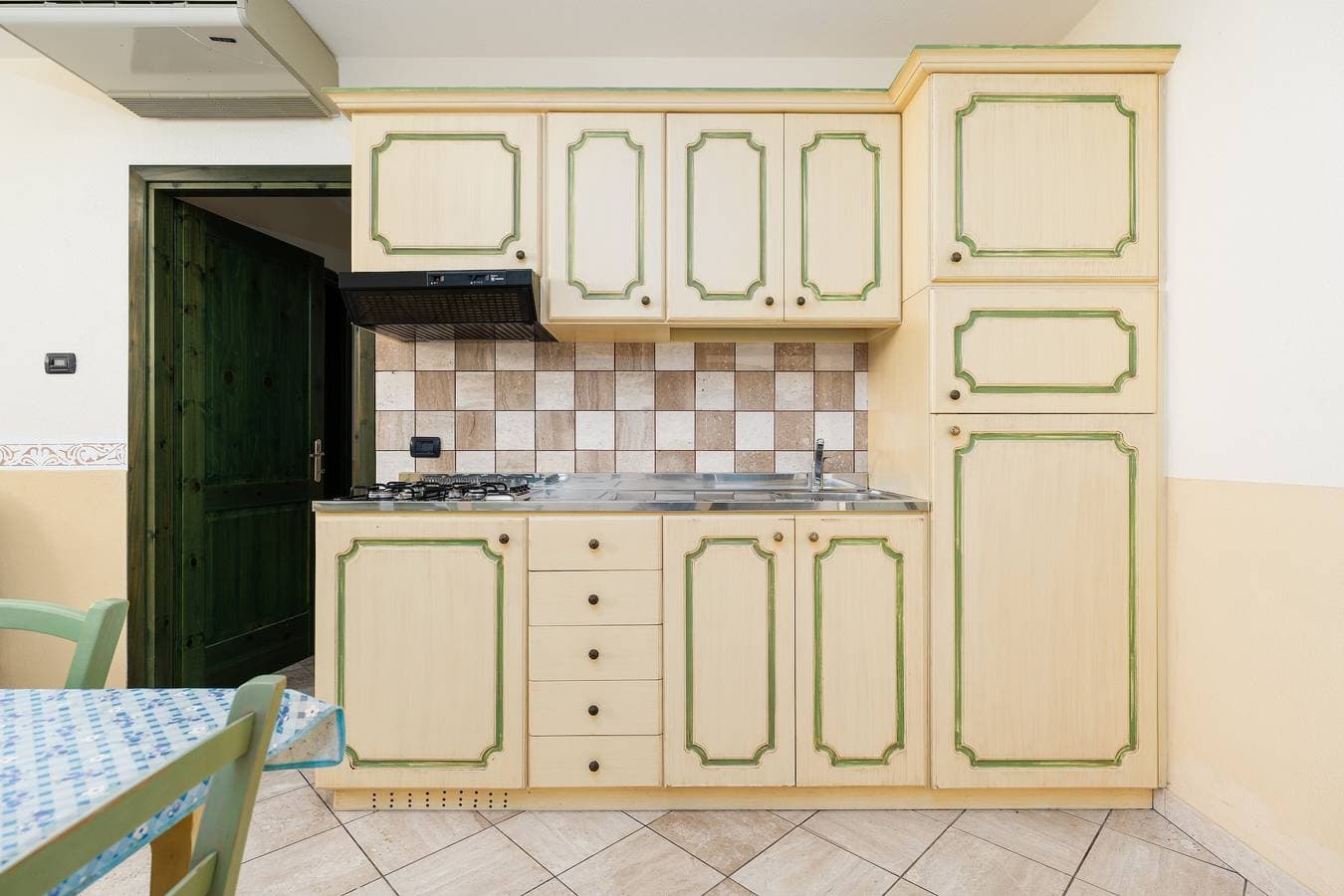 Foto 2 von 26: Ferienwohnung 'Casa Degli Ulivi 2' mit privater Terrasse