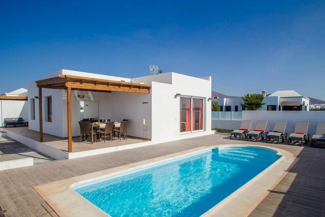 White House - Marina Rubicon - Playa Blanca 1