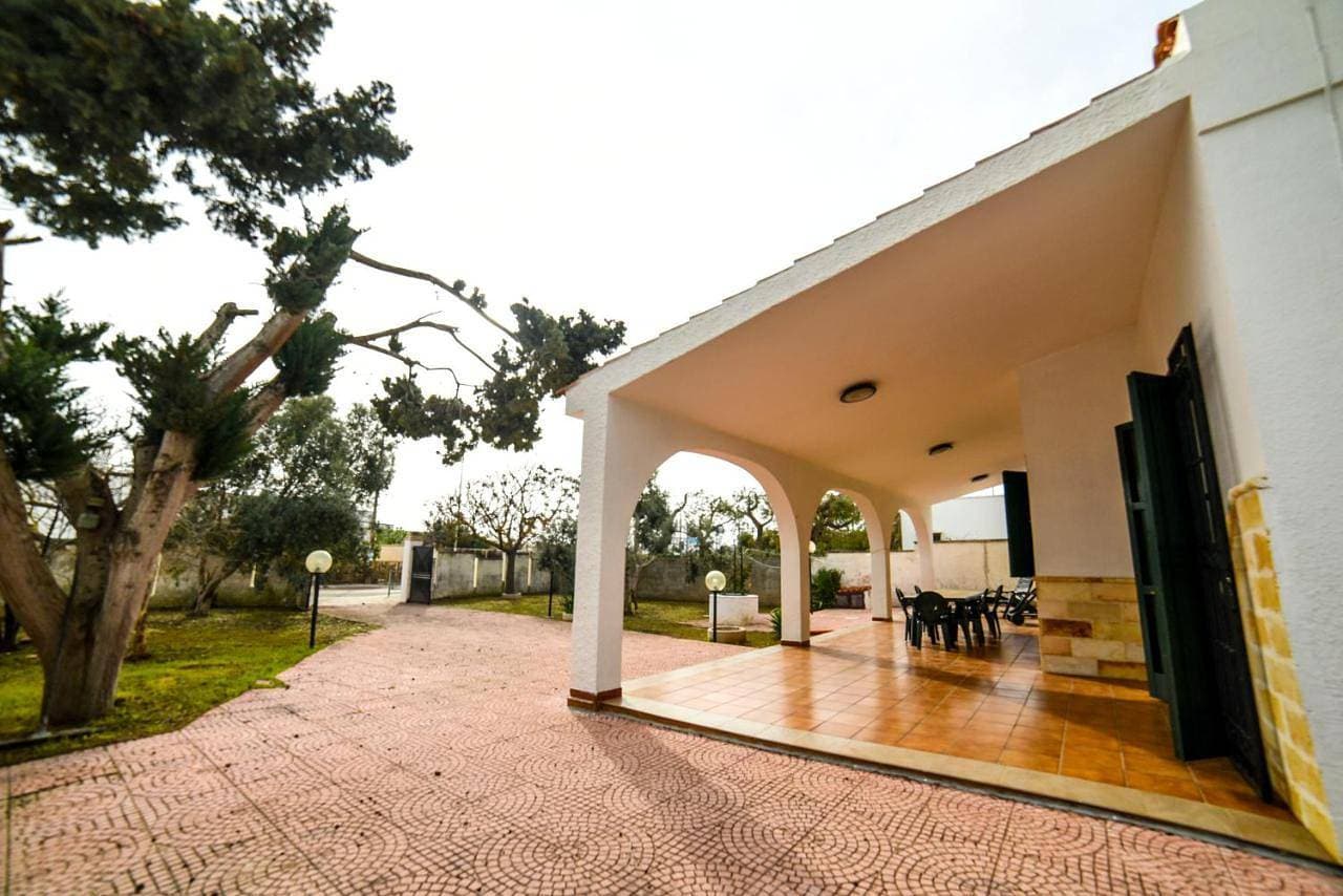Foto 2 von 17: Villa - Beach Front