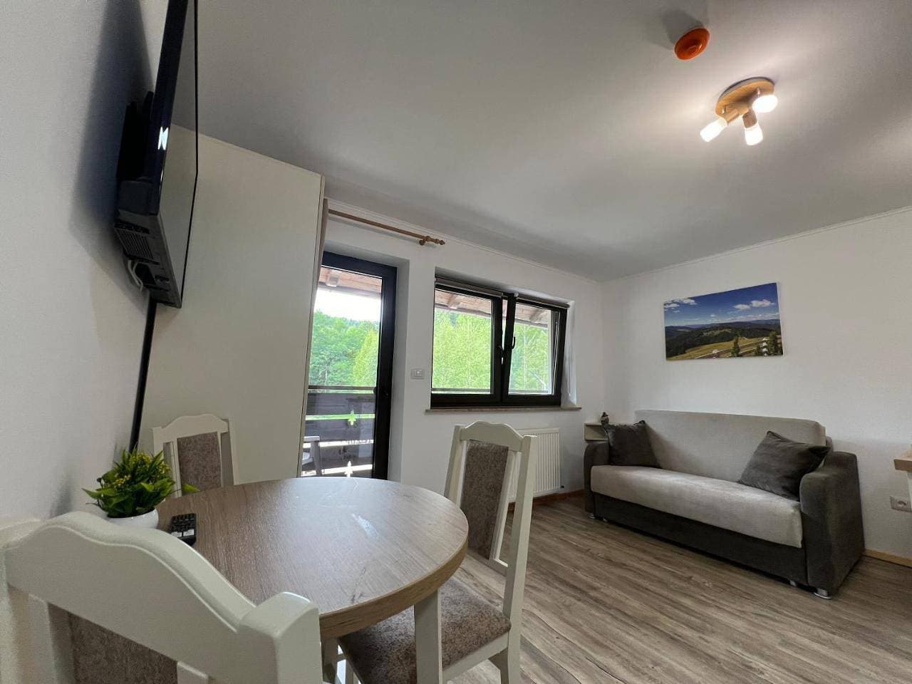 Foto 7 von 16: One-Bedroom Apartment with Balcony