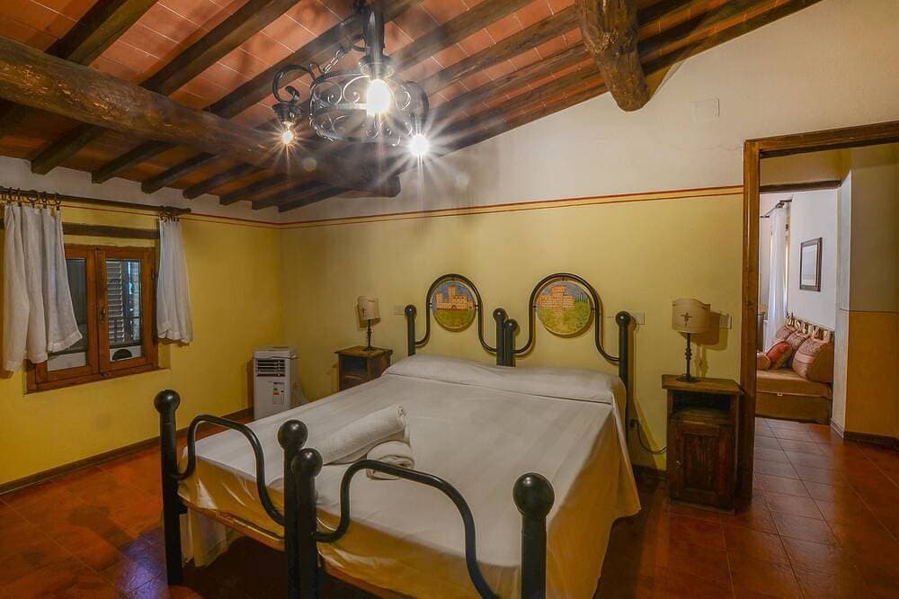 Foto 2 von 27: Cozy apartment in Murlo with swimming pool