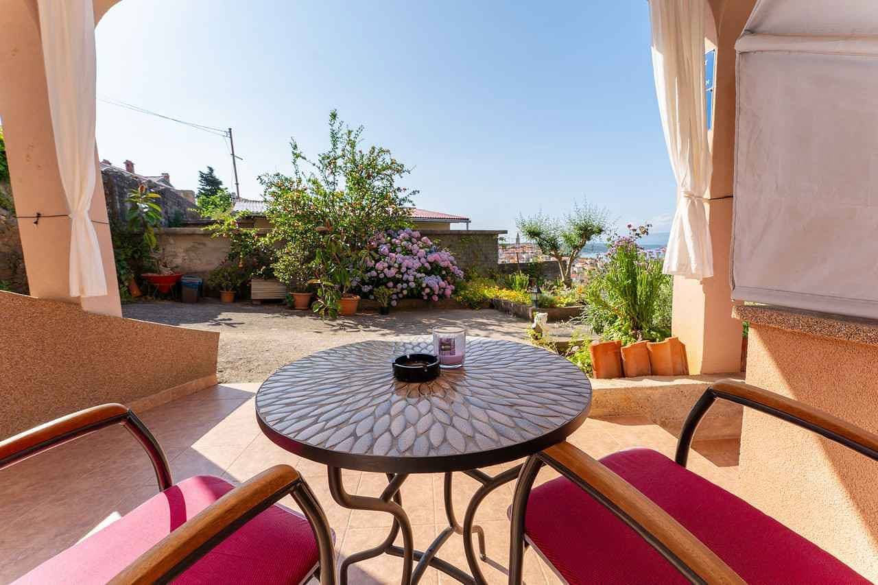 Foto 3 von 26: Studio mit Terrasse und schönen Meerblick