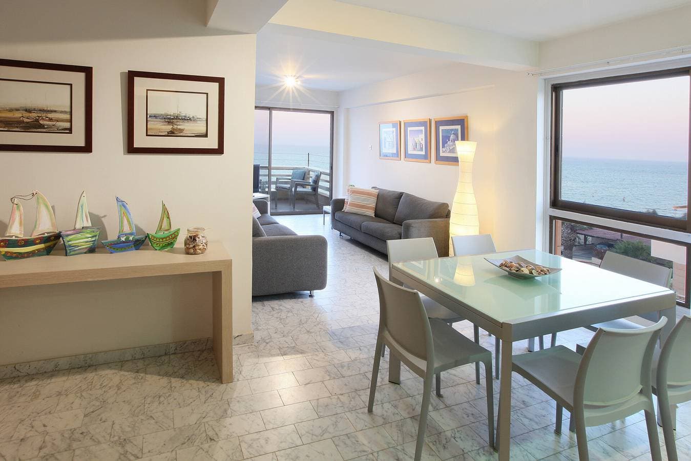 Foto 2 von 15: Ferienwohnung für 4 Personen mit Balkon/Terrasse