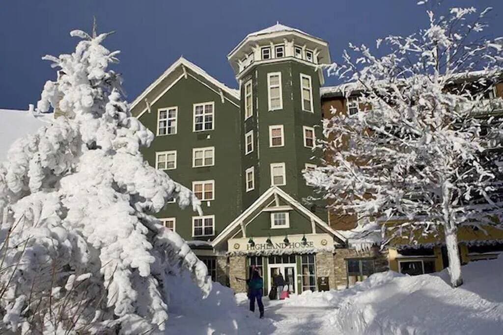 Foto 5 von 16: Snowshoe Mountain Village Ski-In/Ski-Out