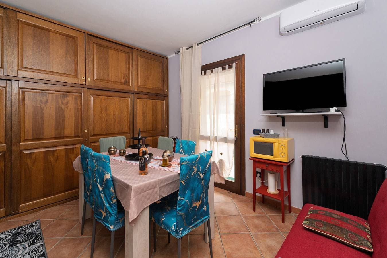 Foto 10 von 35: Ferienhaus 'Villa Smeralda' mit privater Terrasse und Klimaanlage
