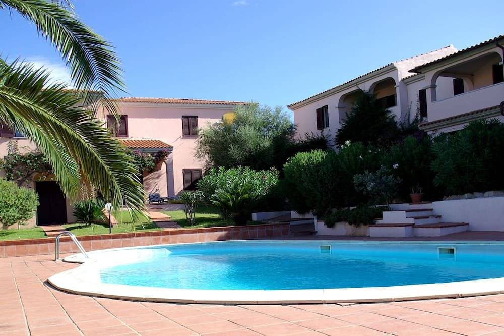 Foto 12 von 19: San Teodoro, Fantastic Wohnung mit Schwimmbad und großer Terrasse