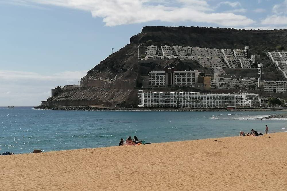 Foto 9 von 17: Monsenor Beach & Oceanview Apartment