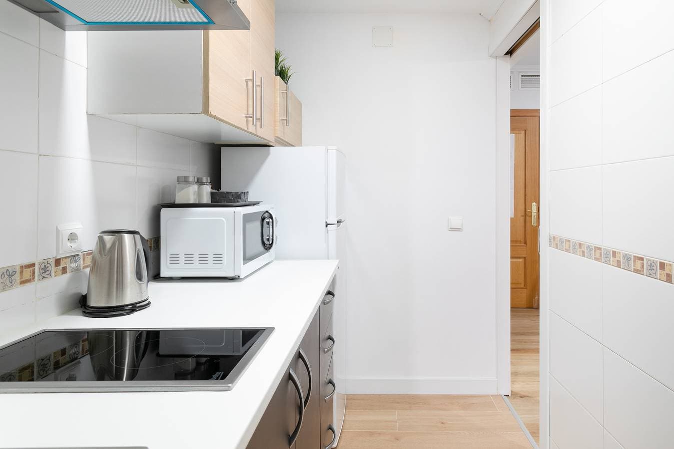 Foto 7 von 22: Ferienwohnung 'Apartaestudio Centrico En Alicante' mit Balkon und Wi-Fi