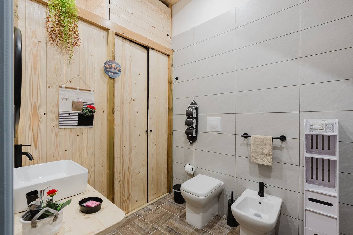 Foto 11 von 45: Ferienwohnung 'Montereale Holiday House' mit WLAN, Klimaanlage & Sauna auf Anfrage