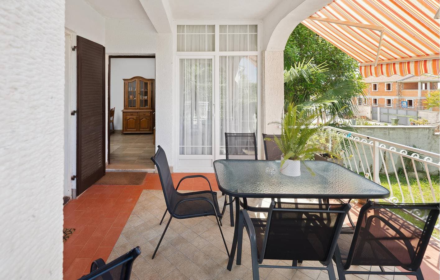 Foto 8 von 29: Gemütliche 1-Zimmer-Wohnung in der Nähe der Küste und des Stadtzentrums mit Terrasse