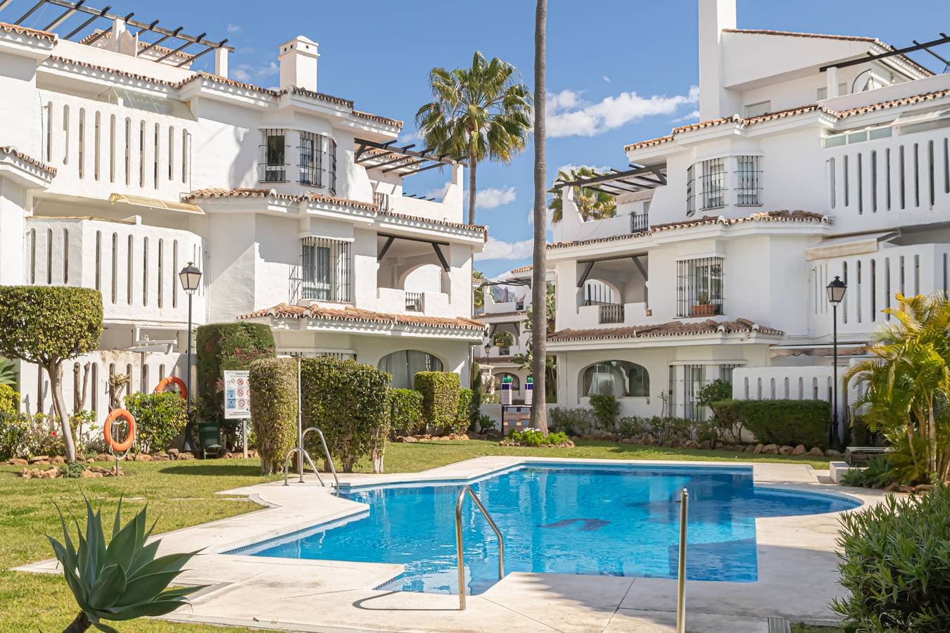 Foto 2 von 41: Los Naranjos de Marbella Luxury