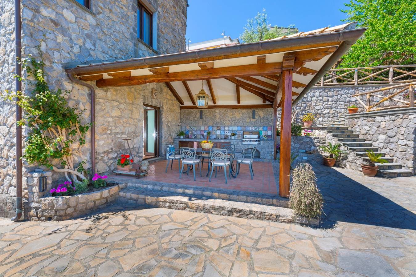 Foto 4 von 67: Villa Ambra