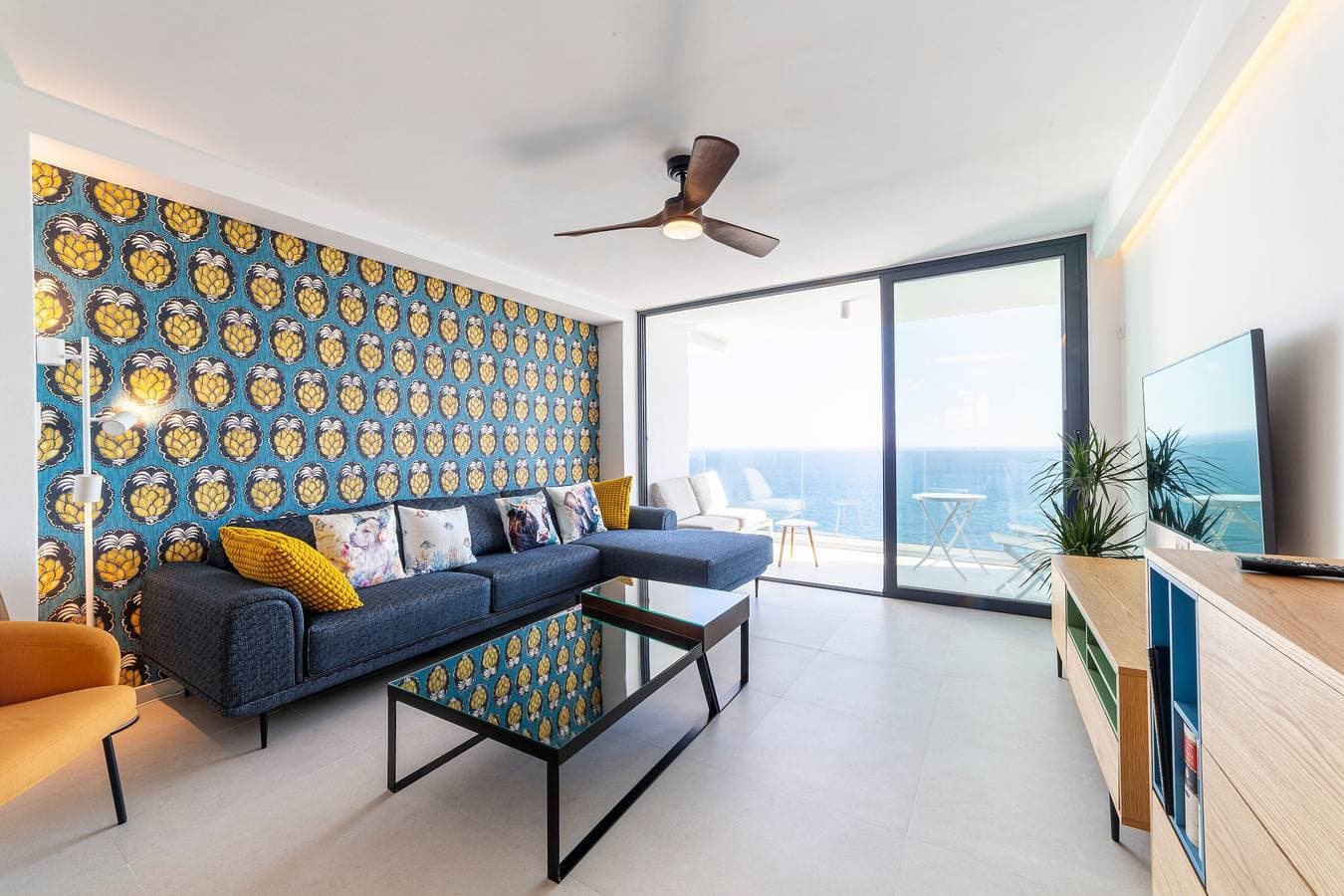 Foto 4 von 32: Apartment 'Los Acantilados' mit Meerblick, Gemeinschaftspool und WLAN