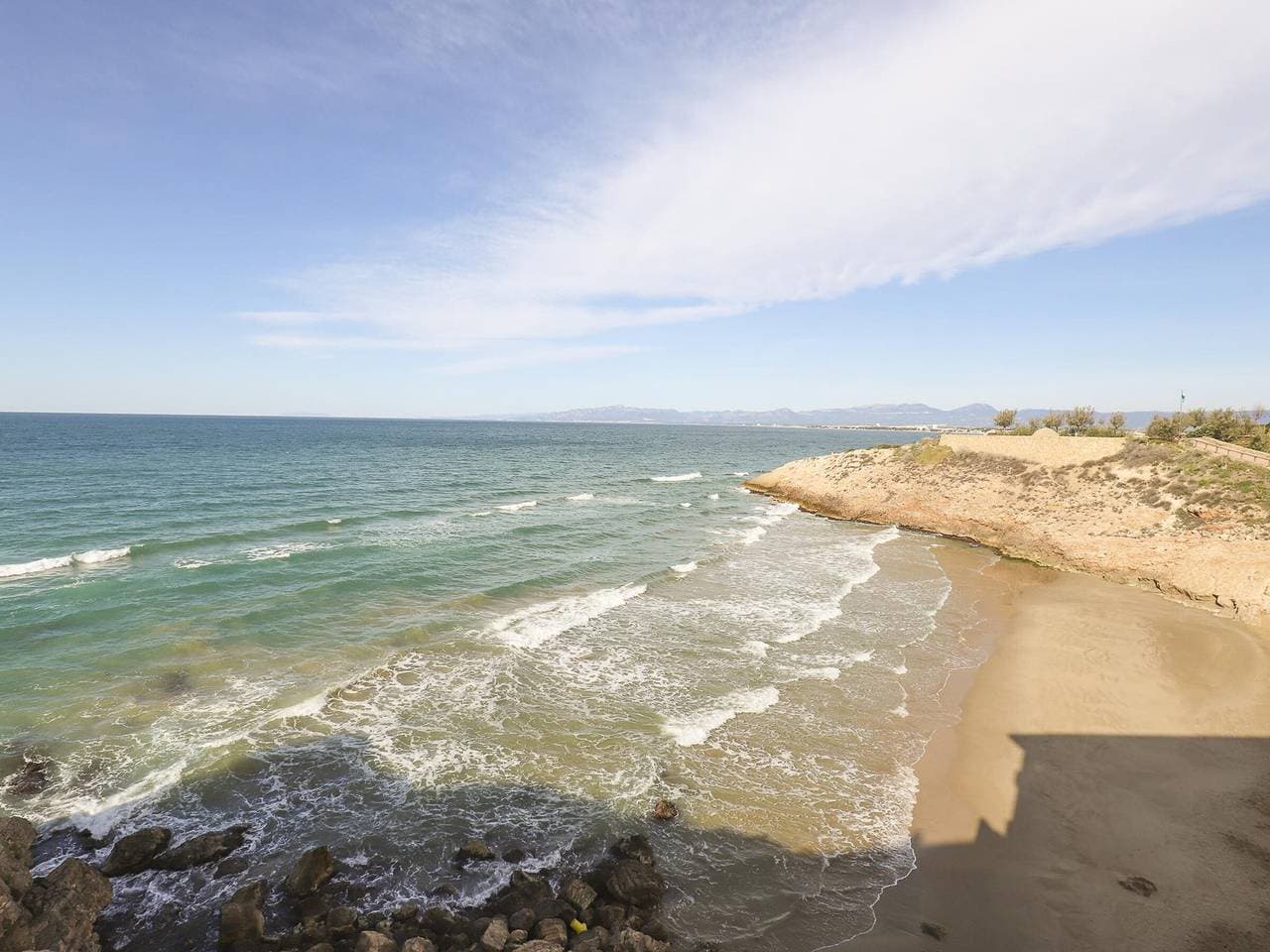 Foto 8 von 28: Salou: Évasion de Rêve Face à la Mer avec Terrasse, Piscine et Parking Privé