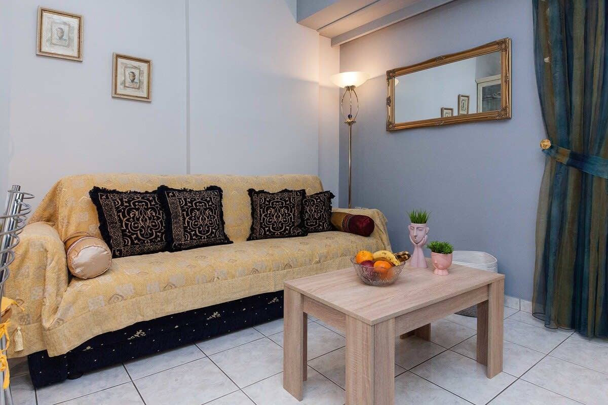 Foto 12 von 33: Chrisoupoli Cheerful 2 Bd Apt with Balcony