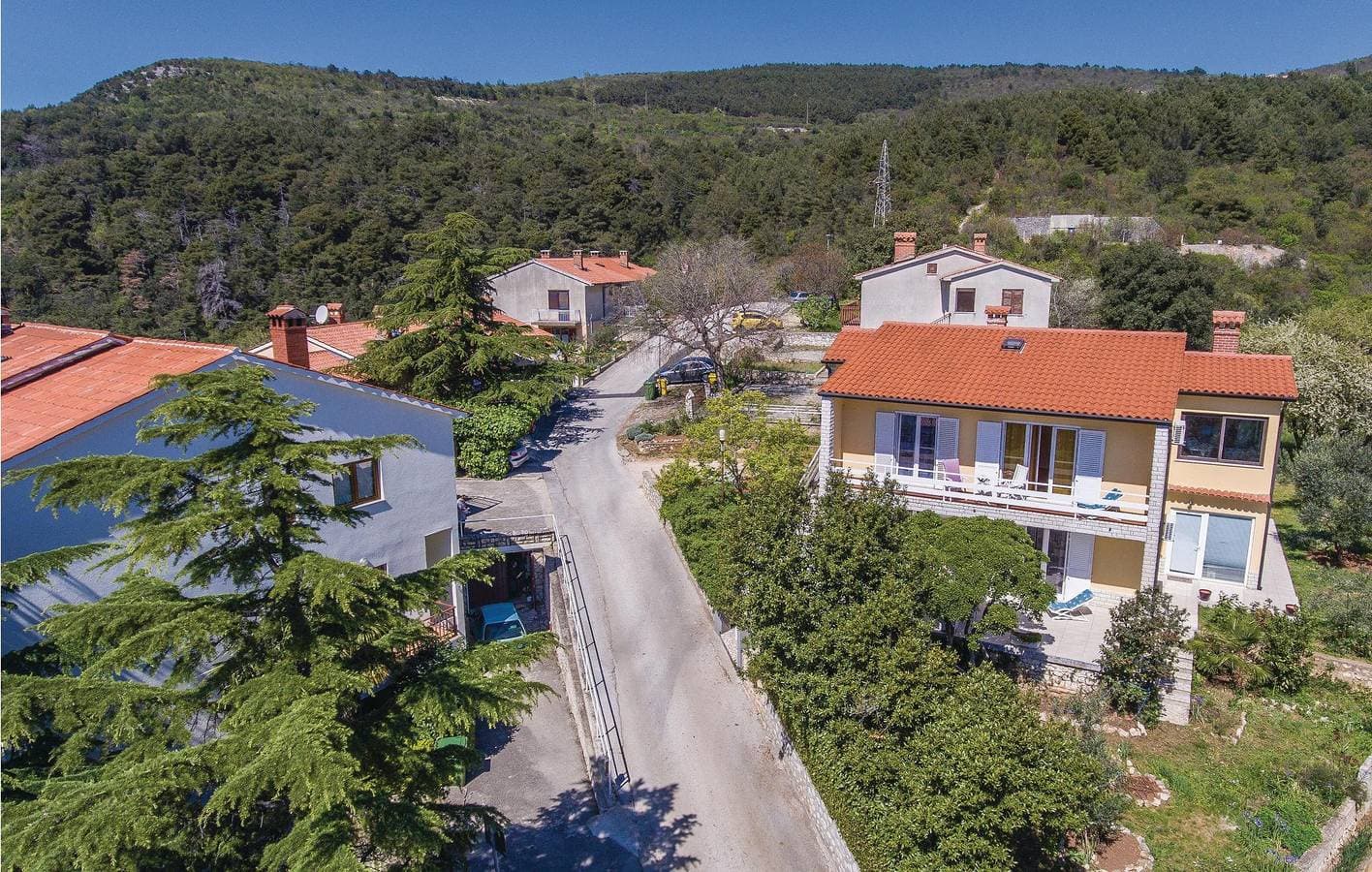 Foto 5 von 34: Gemütliche Ferienwohnung mit Terrasse, 400 m vom Strand und allen wichtigen Annehmlichkeiten entfernt